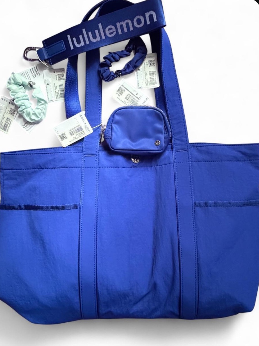 lululemon tote & accessories bundle NWT